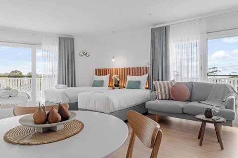 Family Room, Ocean View | Egyptian cotton sheets, premium bedding, pillowtop beds