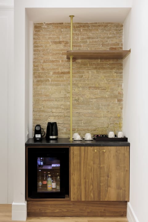 Minibar, in-room safe, soundproofing, free WiFi