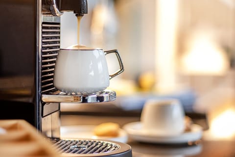 Luxus Loftboxspringbettheimkinonähech Apartment in Riehen