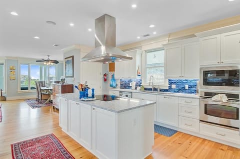 New Kitchen at Tide Time