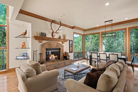 Townhome | Living area
