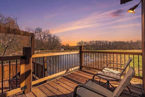 Relax with pond views from a private pavilion in the Kansas City countryside