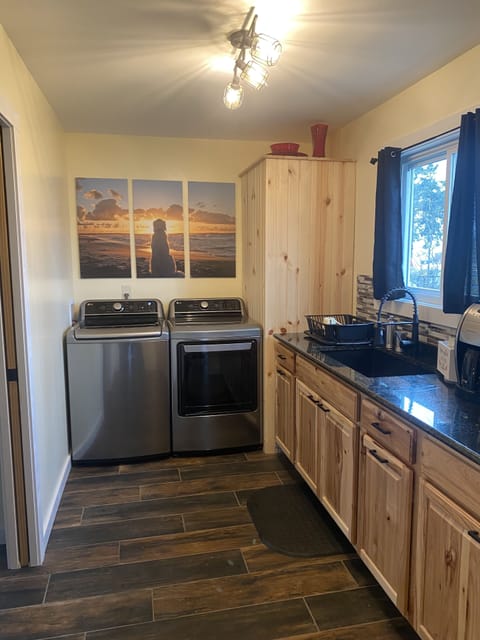 Laundry/ mini kitchen