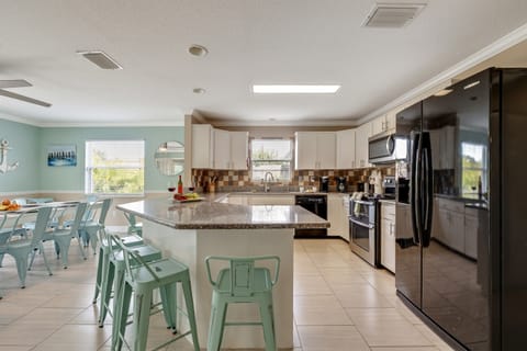 From high-quality cookware to a myriad of utensils, our kitchen is equipped to satisfy the needs of both seasoned chefs and casual home cooks.