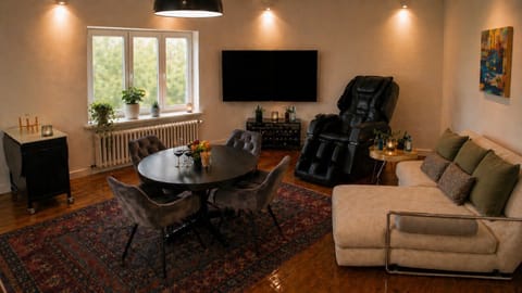 Stylish space for relaxing and unwinding.