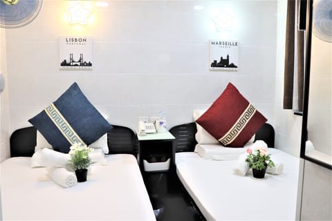 Standard Quadruple Room | Desk, iron/ironing board, free WiFi, bed sheets