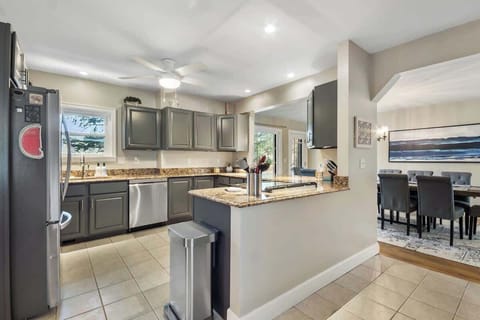 Large kitchen open to all areas, so you can visit while cooking.