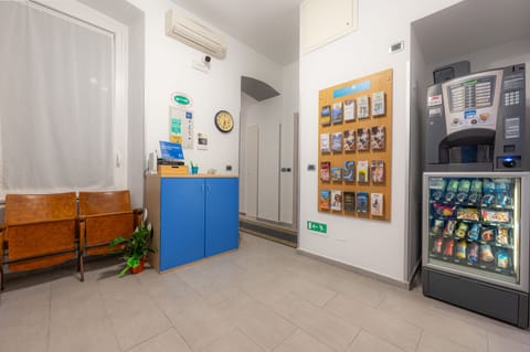 Check-in/check-out kiosk