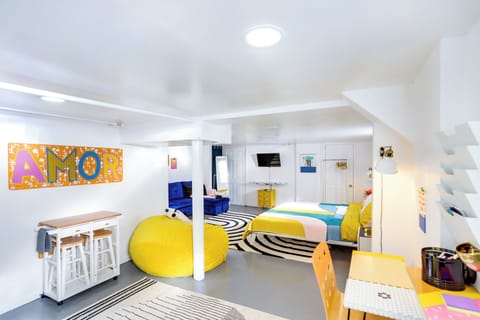 Apartment (0 Bedroom) | Front of property
