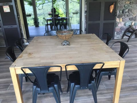 Outdoor dining