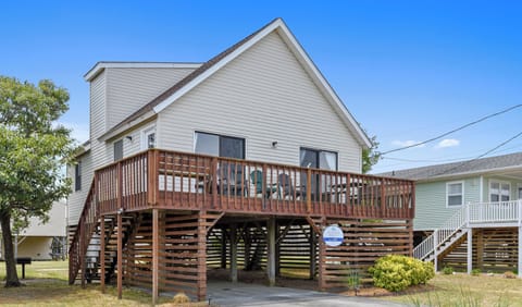 Exterior,Main,