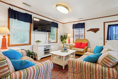 Main Level,Living Area,
