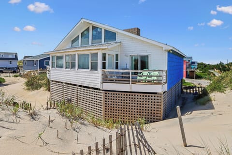 Exterior,Back Elevation,