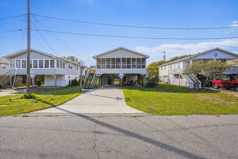 Group,207 E Atlas Street,