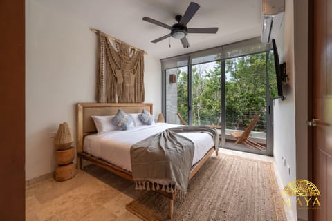 Deluxe Apartment | 1 bedroom, iron/ironing board, free WiFi, bed sheets