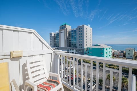 Primary Bedroom Private Oceanview Skydeck