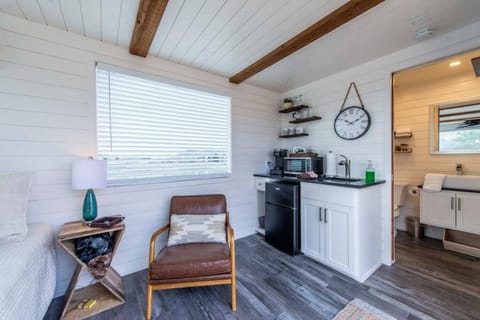 House | 1 bedroom, bed sheets