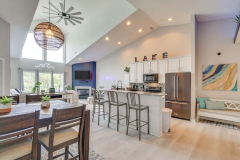 Camdenton Vacation Rental | 3BR | 2BA | 1,363 Sq Ft | 1 Step Required