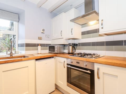 Fridge, dishwasher, electric kettle, toaster