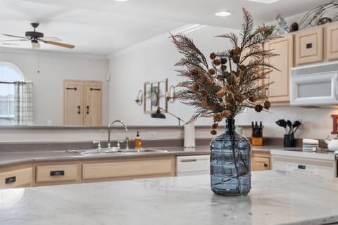 Condo, Multiple Beds, Kitchen, Garden View (Leisure at the Legacy of Thousand) | Private kitchen | Coffee/tea maker