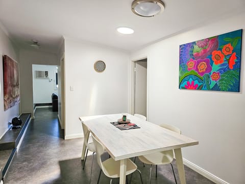 Aart Apartments Loft No 2 dining