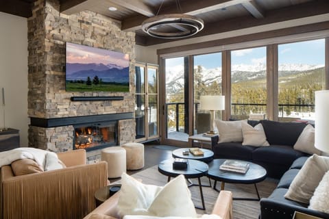Townhome, 4 Bedrooms | Living area