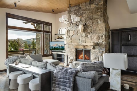 Townhome, 3 Bedrooms | Living area