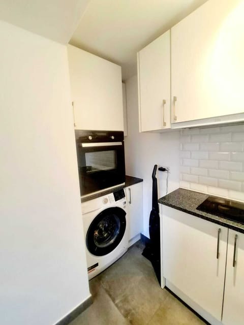 Fridge, microwave, stovetop, coffee grinder