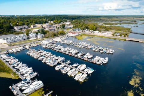 Marina at White Lake