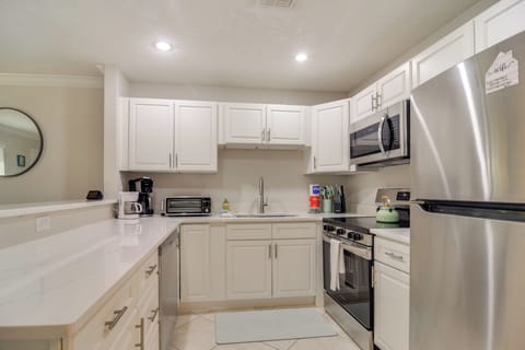 Kitchen | Cooking Basics | Drip Coffee Maker