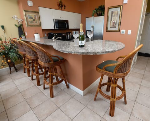 Bar seating for 4