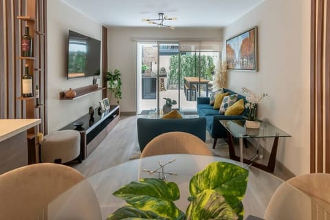 Indoor/Outdoor living!