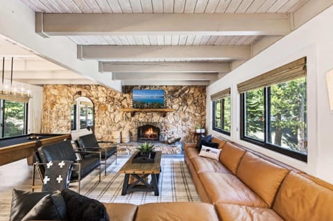 House, Multiple Beds, Mountain View (The Seasons) | Interior