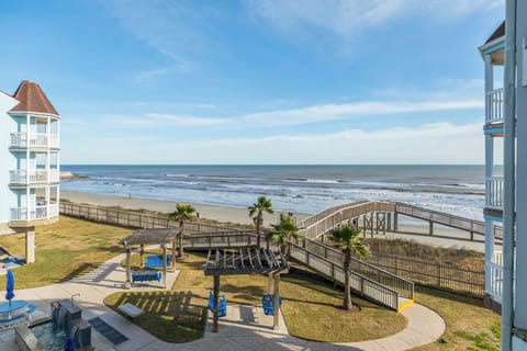 Amazing beach views from the balcony & steps to the beach!  No street to cross.