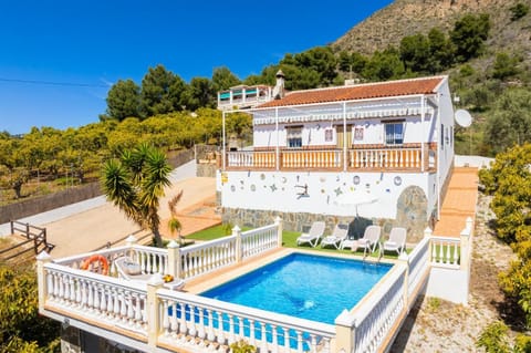 Beautiful villa with private pool and terrace with sea views