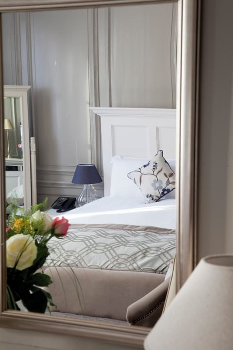 In-room safe, individually decorated, individually furnished, desk