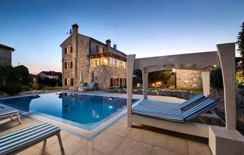 pool