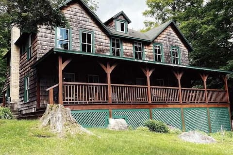 Front exterior view 