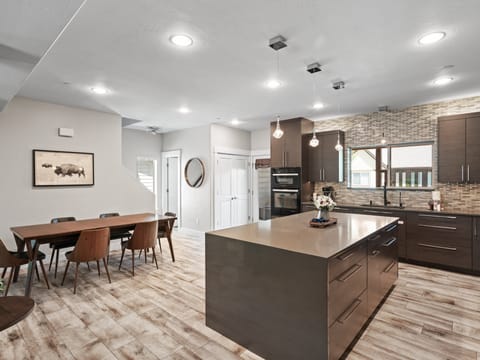 Kitchen / Dining Area (Main Floor)