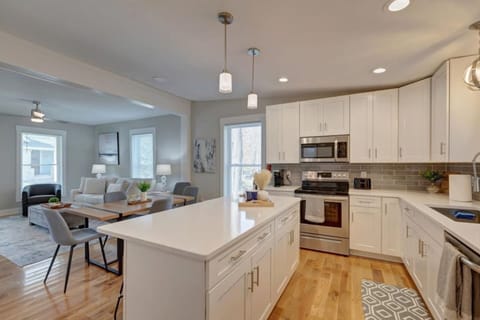Kitchen has all you need regular coffee pot and Keurig.