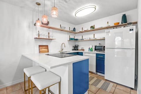 Full modern kitchen ready for your vacation!