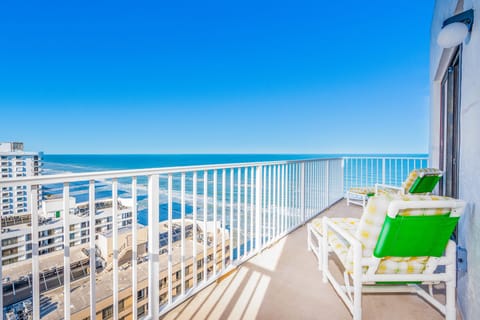 Beautiful, corner views!  Penthouse!