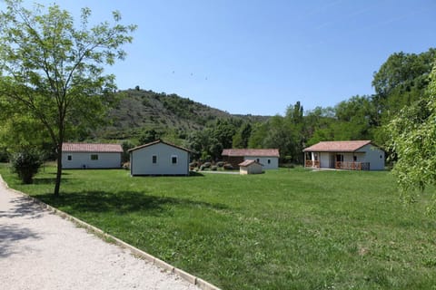 Meriva - Mobil home 3 personnes (07)