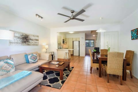 Example of a 2 bedroom Living 