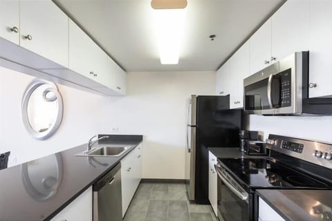 Hoboken 1 Bedroom Kitchen