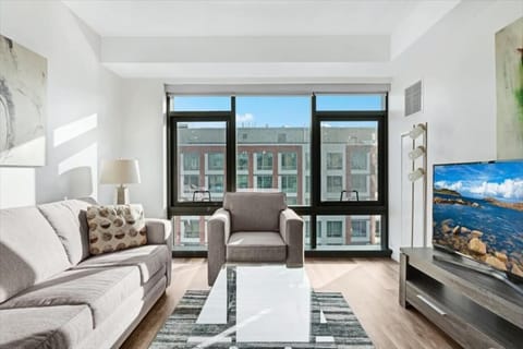 Downtown/South End Boston 1 Bedroom Living Room