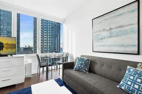 Midtown West New York Studio Living Room