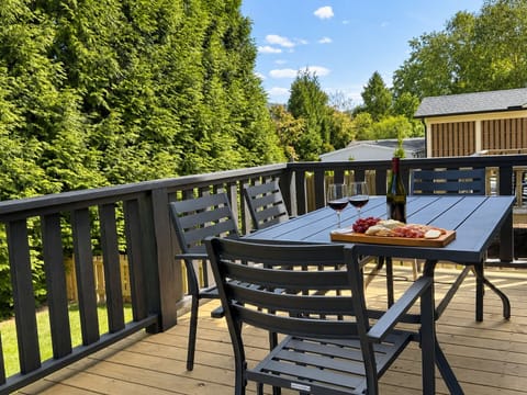 Back Porch | Outdoor Dining