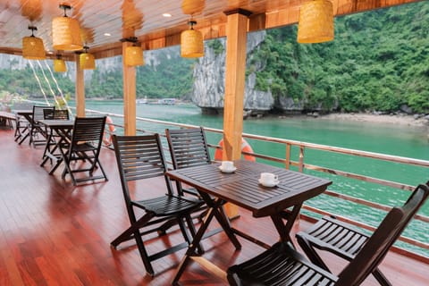 Sundeck