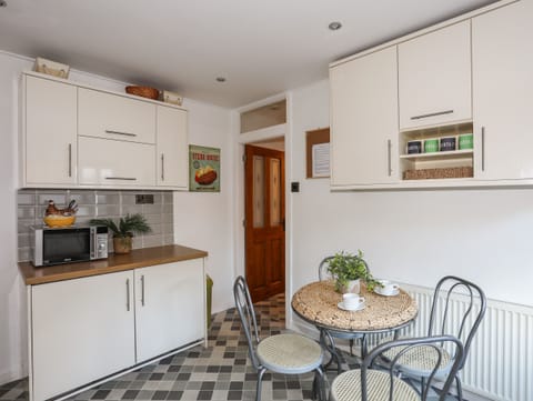 Fridge, dishwasher, electric kettle, toaster